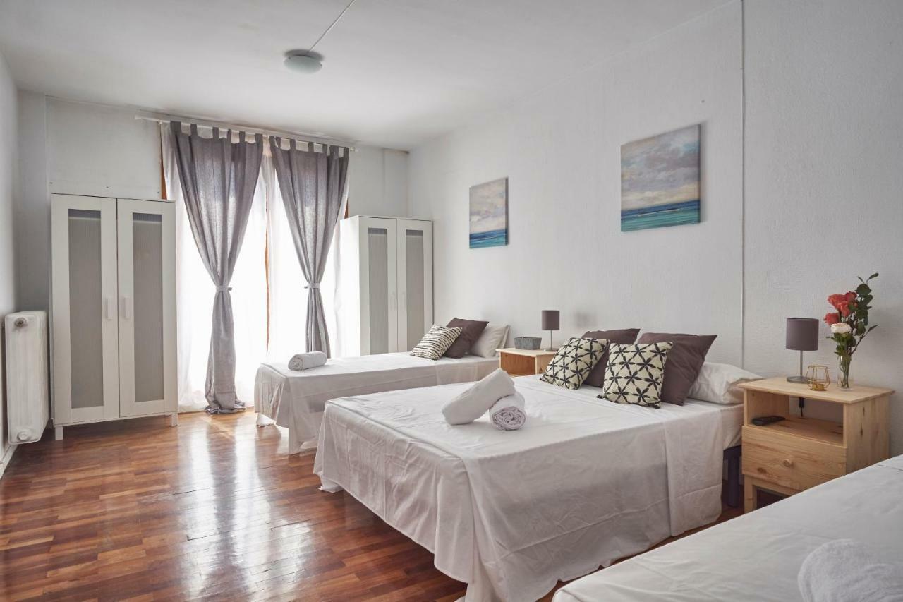 Gran Via Valverde Apartaments & Rooms Parking Μαδρίτη Εξωτερικό φωτογραφία